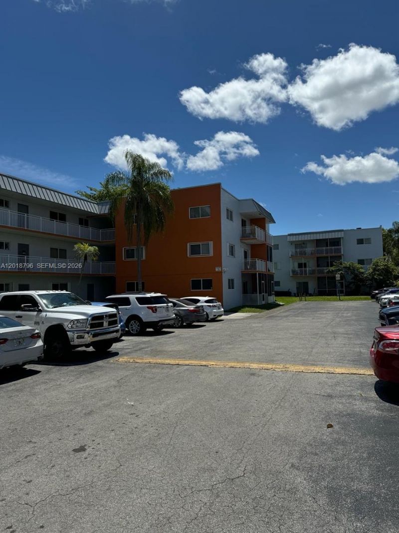 11307 SW 200th St , Unit 310-B, Miami, FL 33157 Photo