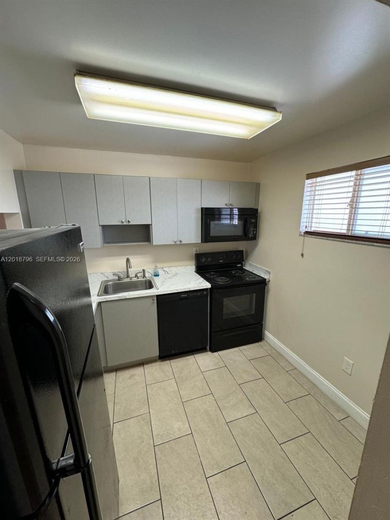 11307 SW 200th St , Unit 310-B, Miami, FL 33157 Photo