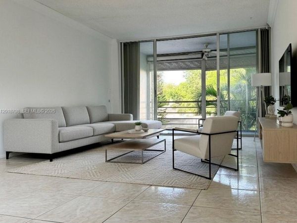 Unit 203, Davie, FL 33324