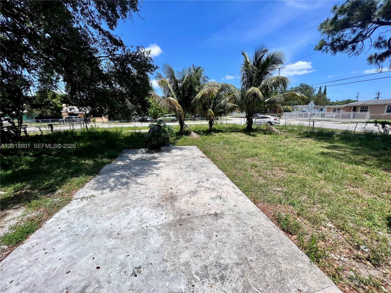 1801 NW 88th St, Miami, FL 33147 Photo