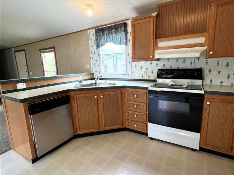 28 Thomas Boulevard NW, Massillon, OH 44647 Photo 11