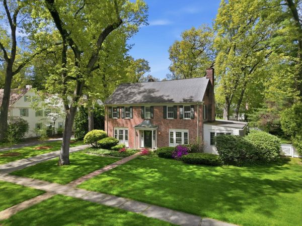 38 Oxford Road, Longmeadow, MA 01106
