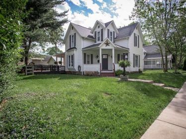 518 E Hamtramck Street, Mount Vernon, OH 43050