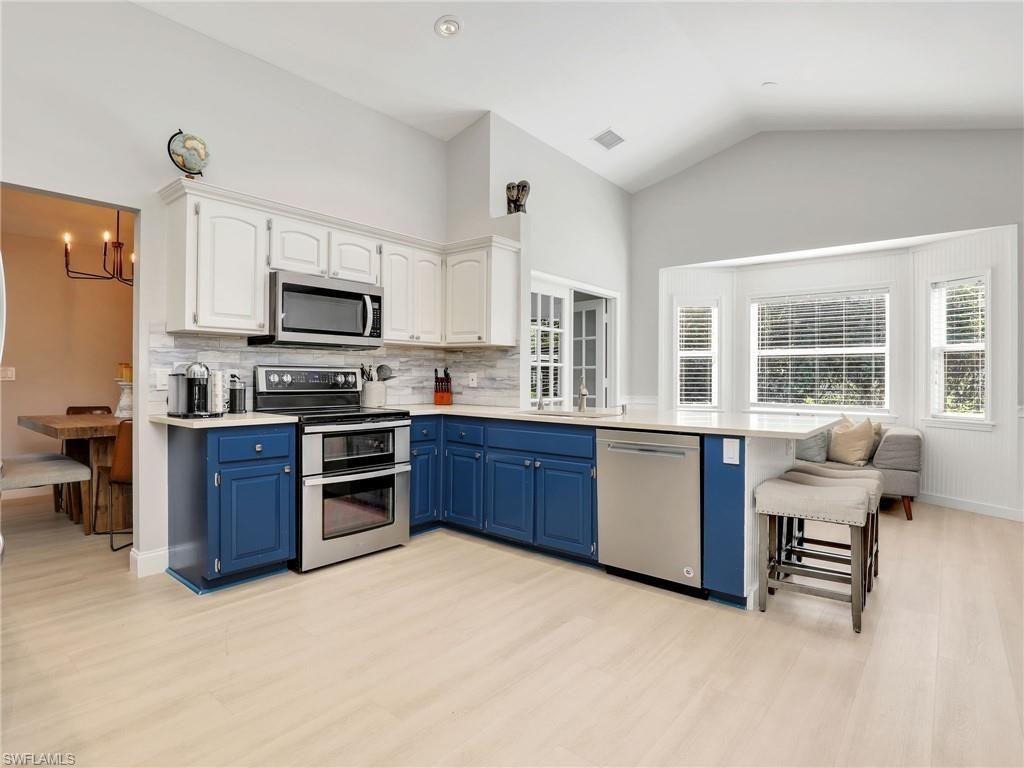2554 Outrigger Ln, Naples, FL 34104 Photo