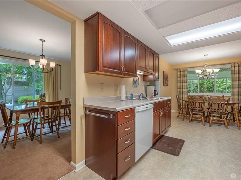 1180 Heathshire Drive, Washington Township, OH 45459 Photo 12