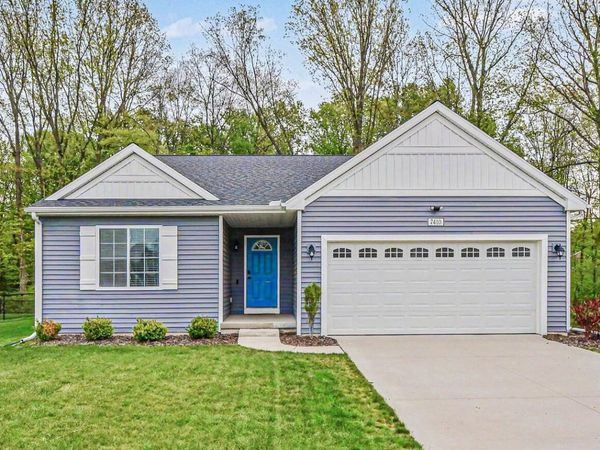 7410 Bramling Drive SE, Caledonia, MI 49316