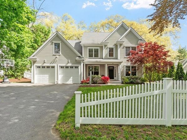 56 Old Marlboro Rd, Concord, MA 01742