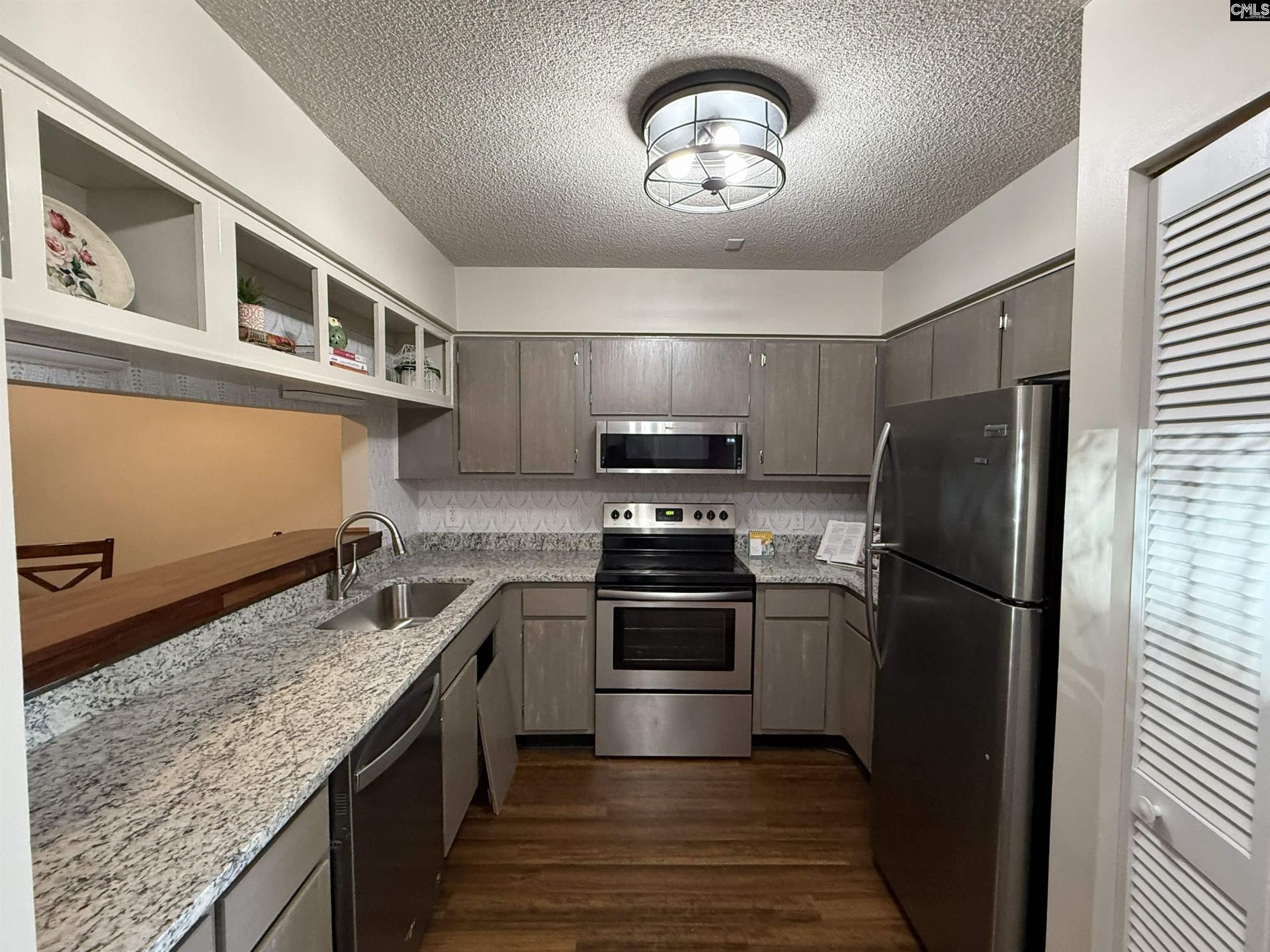 405 Harbison Blvd Apt 811  Photo 8