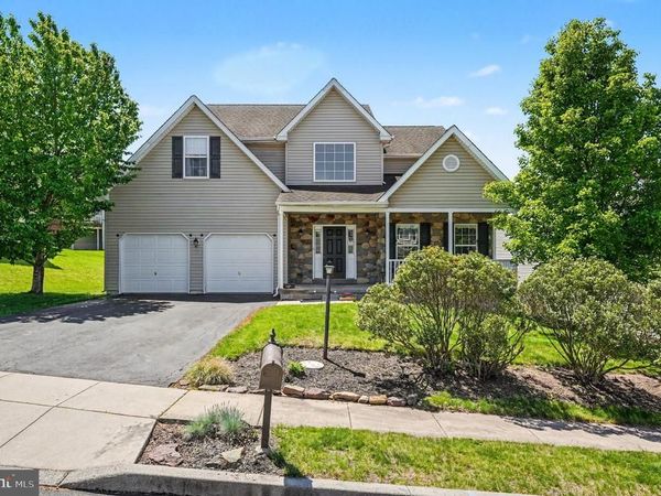 508 BROOK RUN TERRACE, GILBERTSVILLE, PA 19525