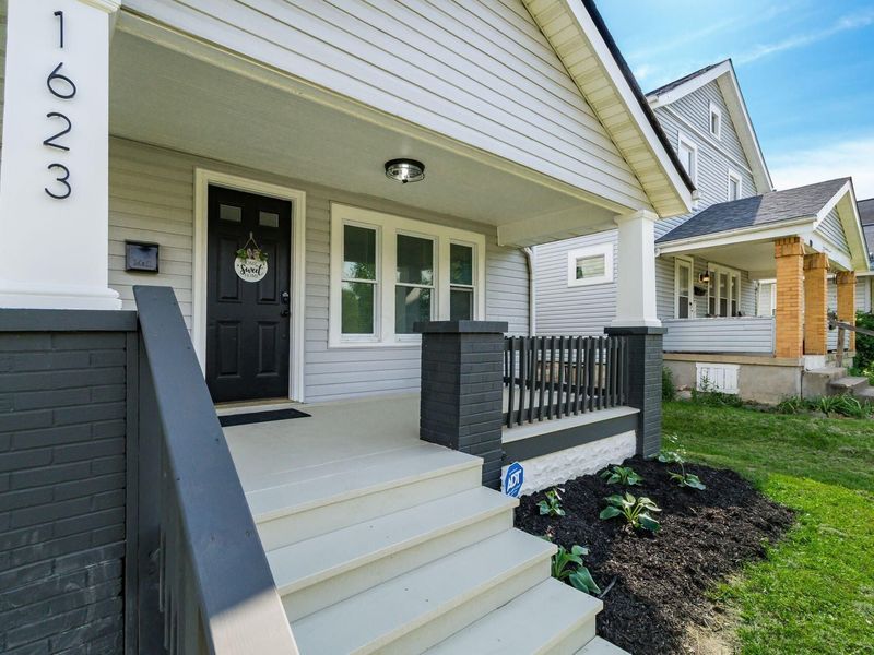 1623 E Weber Road, Columbus, OH 43211 Photo 1