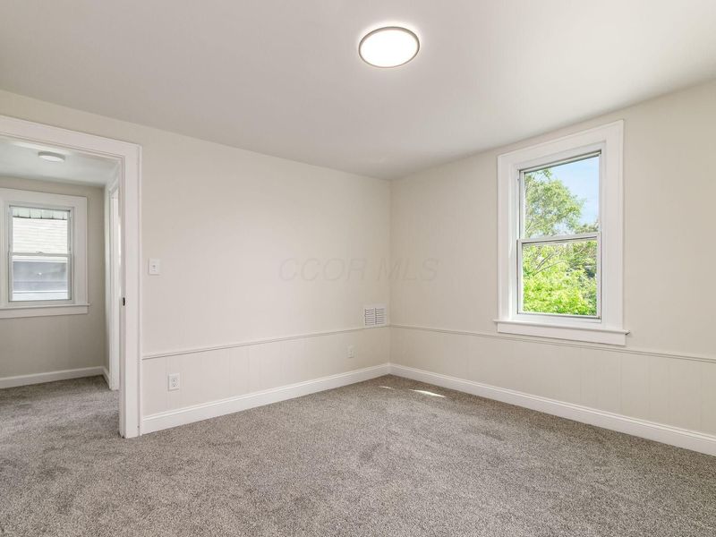 1623 E Weber Road, Columbus, OH 43211 Photo 19
