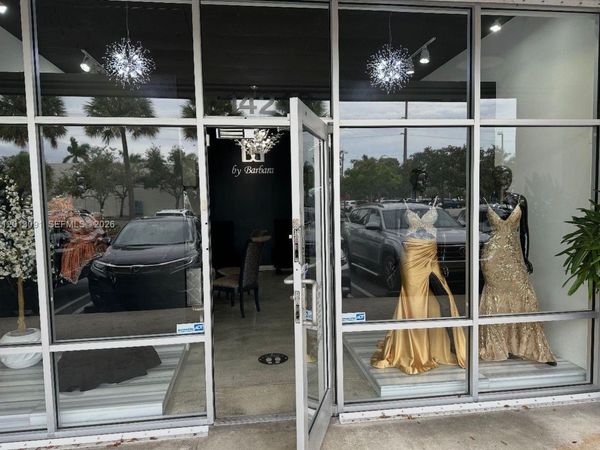 14248 SW 8 st , Miami, FL 33184