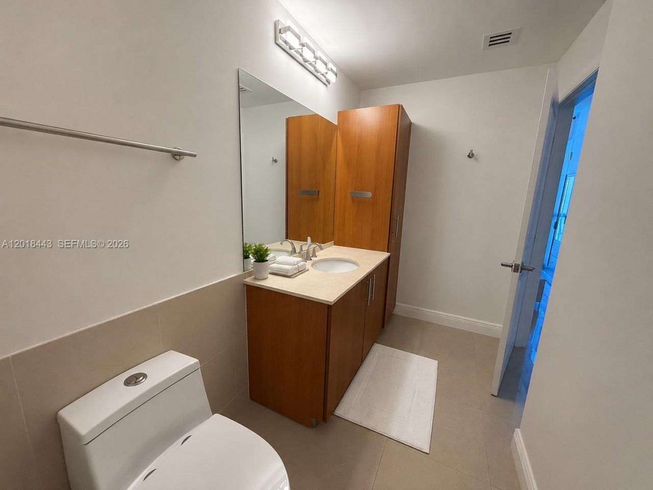 1945 S Ocean Dr , Unit 312, Hallandale Beach, FL 33009 Photo