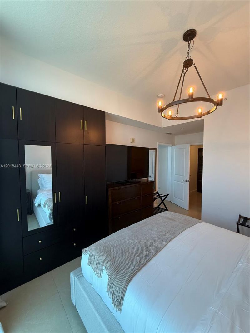 1945 S Ocean Dr , Unit 312, Hallandale Beach, FL 33009 Photo