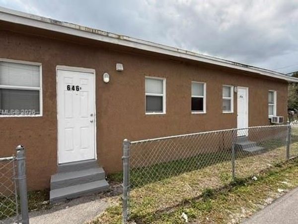 646 NW 14th Ter , Unit APT WEST, Fort Lauderdale, FL 33311