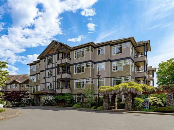 1115 Craigflower Rd, Unit #104D, Esquimalt, BC V9A 7R1