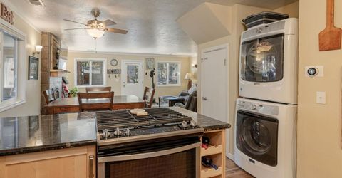 1912 Apache Avenue, South Lake Tahoe, CA 96150 Photo