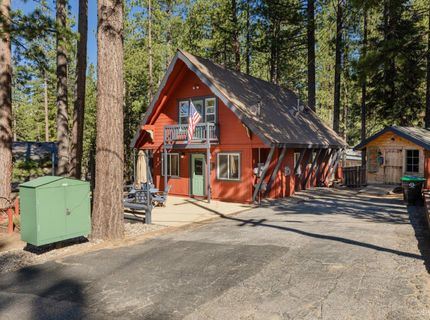 1912 Apache Avenue, South Lake Tahoe, CA 96150 Photo
