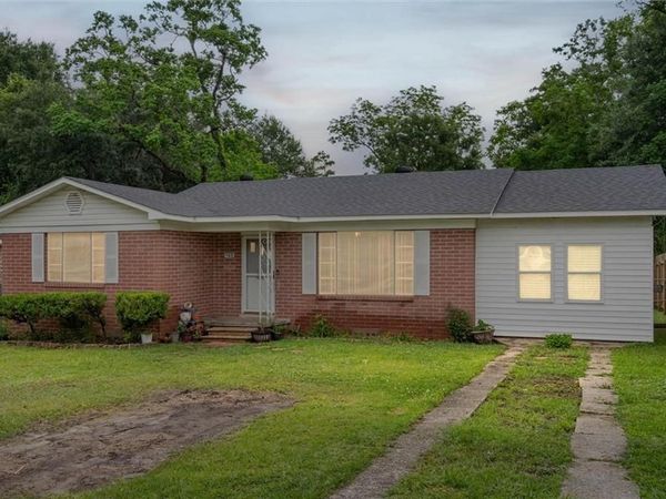 908 Leon Street, Saraland, AL 36571