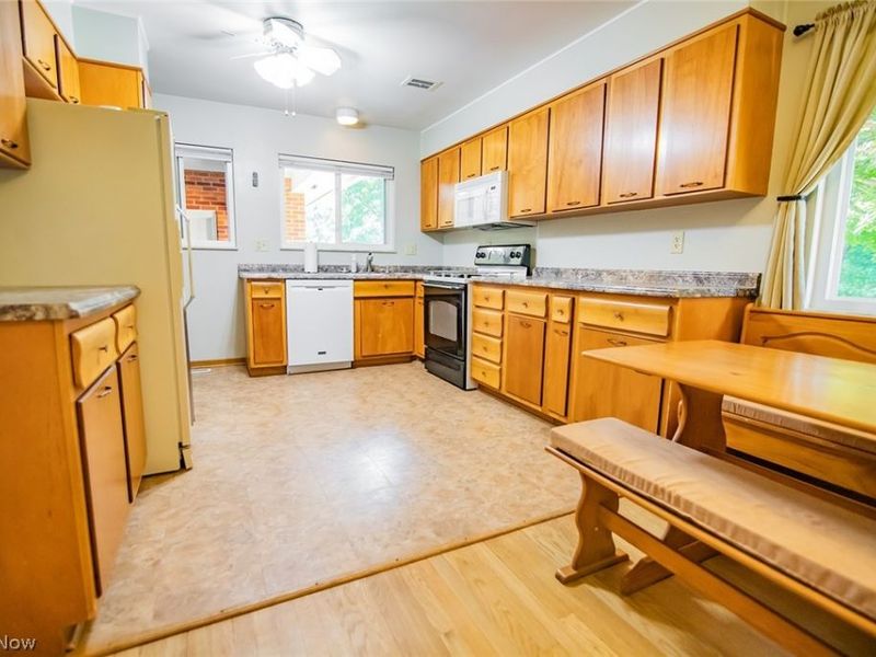 301 Bohl Drive, Marietta, OH 45750 Photo 17