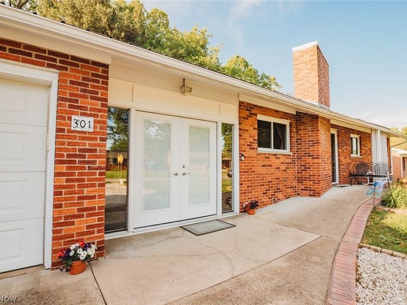 301 Bohl Drive, Marietta, OH 45750 Photo 4