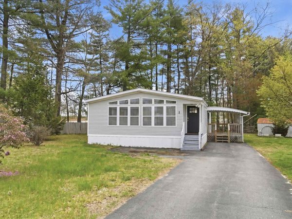 1 Longwood Lane, Merrimack, NH 03054