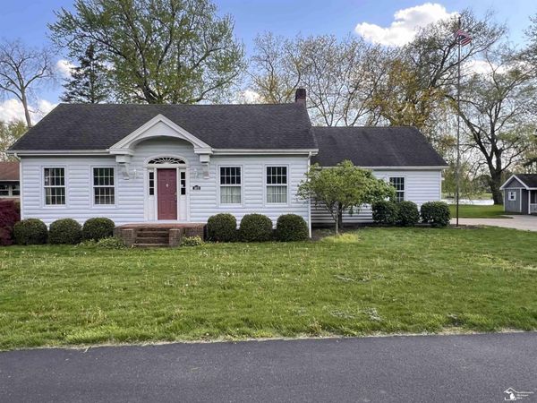 1855 N Custer Road, Monroe, MI 48162