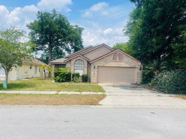 1208 WINDWARD DRIVE , APOPKA, FL 32703