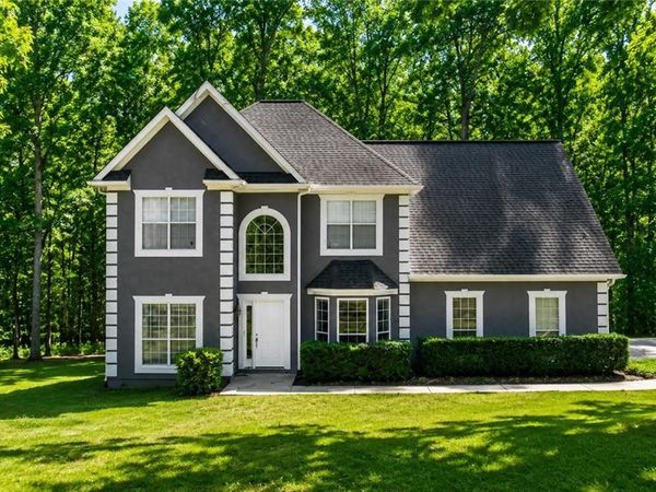 231 Barrington Farms Parkway, Sharpsburg, GA 30277