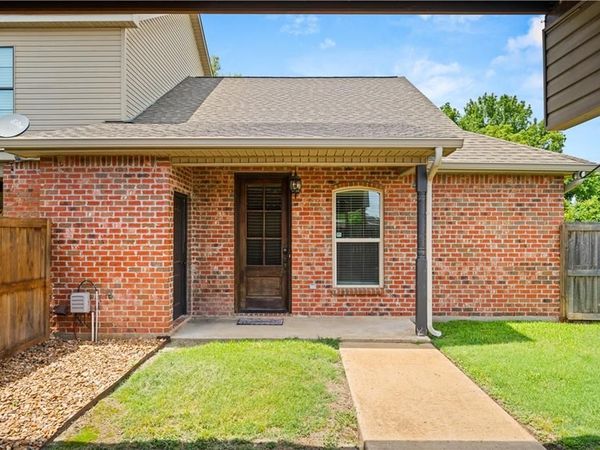 720 TOULOUSE ST Street, Alexandria, LA 71303