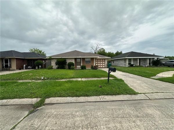 1597 JEFFERSON Drive , LaPlace, LA 70068