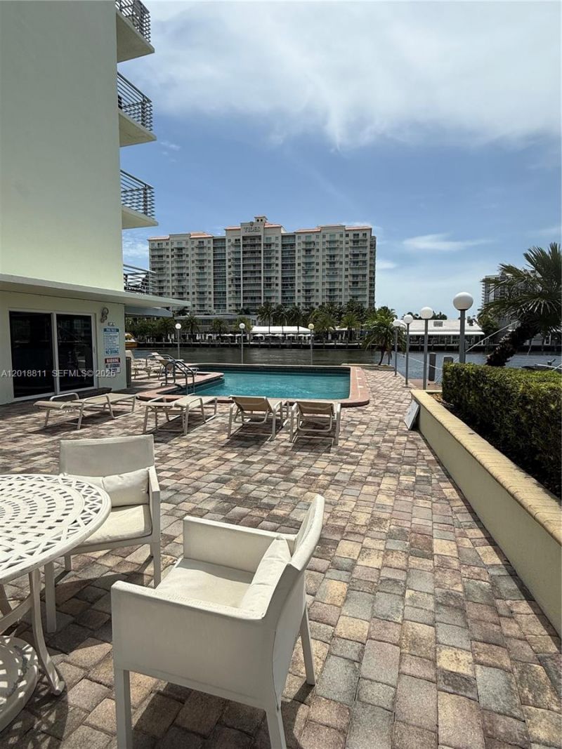 2900 NE 30th St, Unit A-7, Fort Lauderdale, FL 33306 Photo