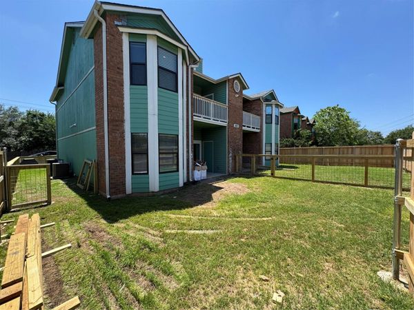 2417 Slaughter LN , Unit B, Austin, TX 78748