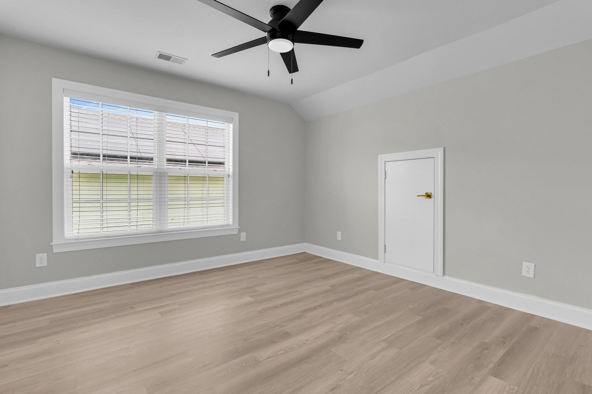 112 Brightwood Drive Photo 35