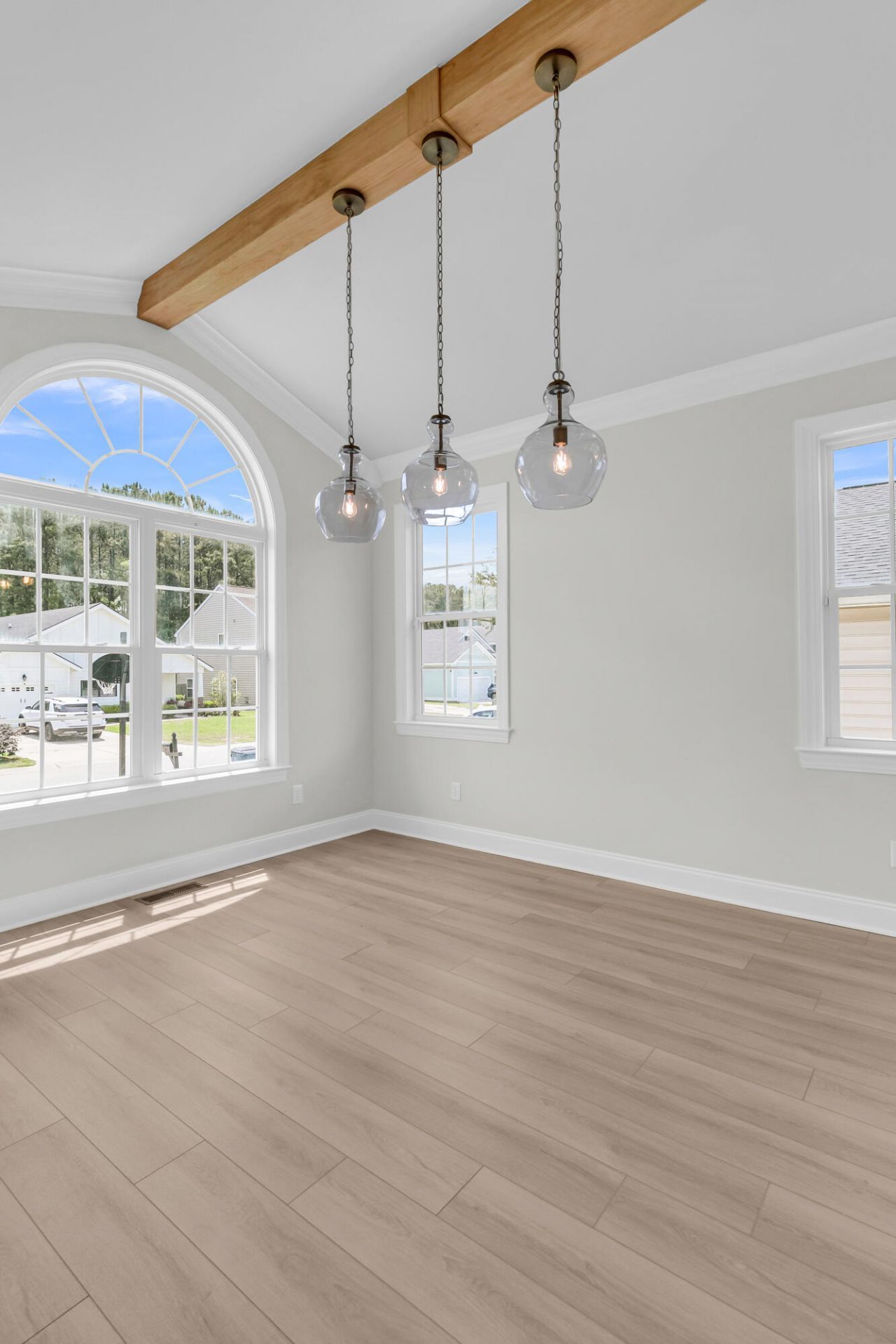 112 Brightwood Drive Photo 4