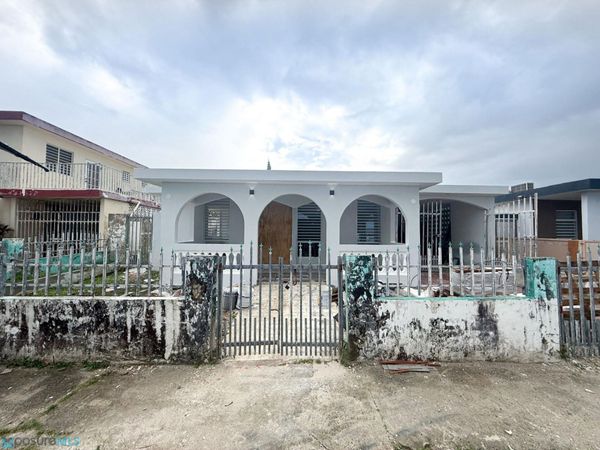 160 URB VILLA CAROLINA, Unit 21, Carolina, PR 00985