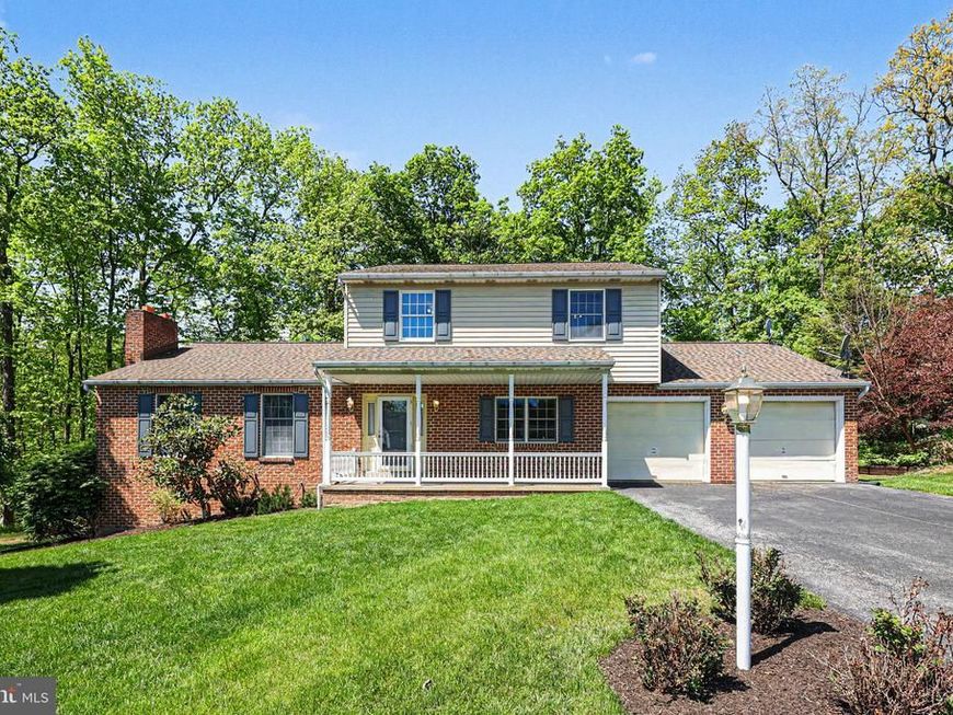 802 Leeds Court, Harrisburg, PA 17112 Main Photo