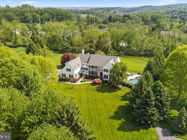 6 SOMERSET LANE, MALVERN, PA 19355