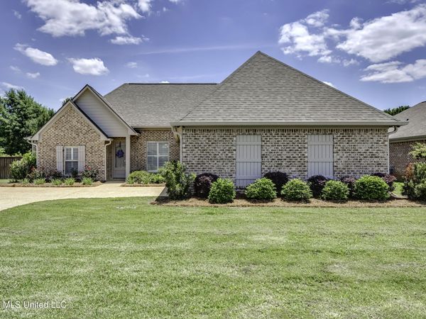 543 Westfield Drive, Pearl, MS 39208