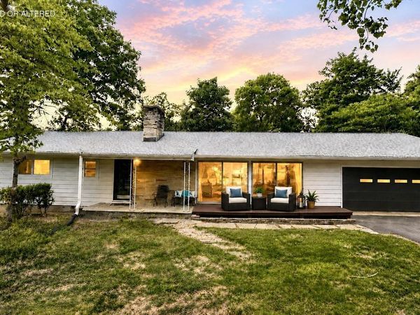 104 Pinehurst Lane, Signal Mountain, TN 37377