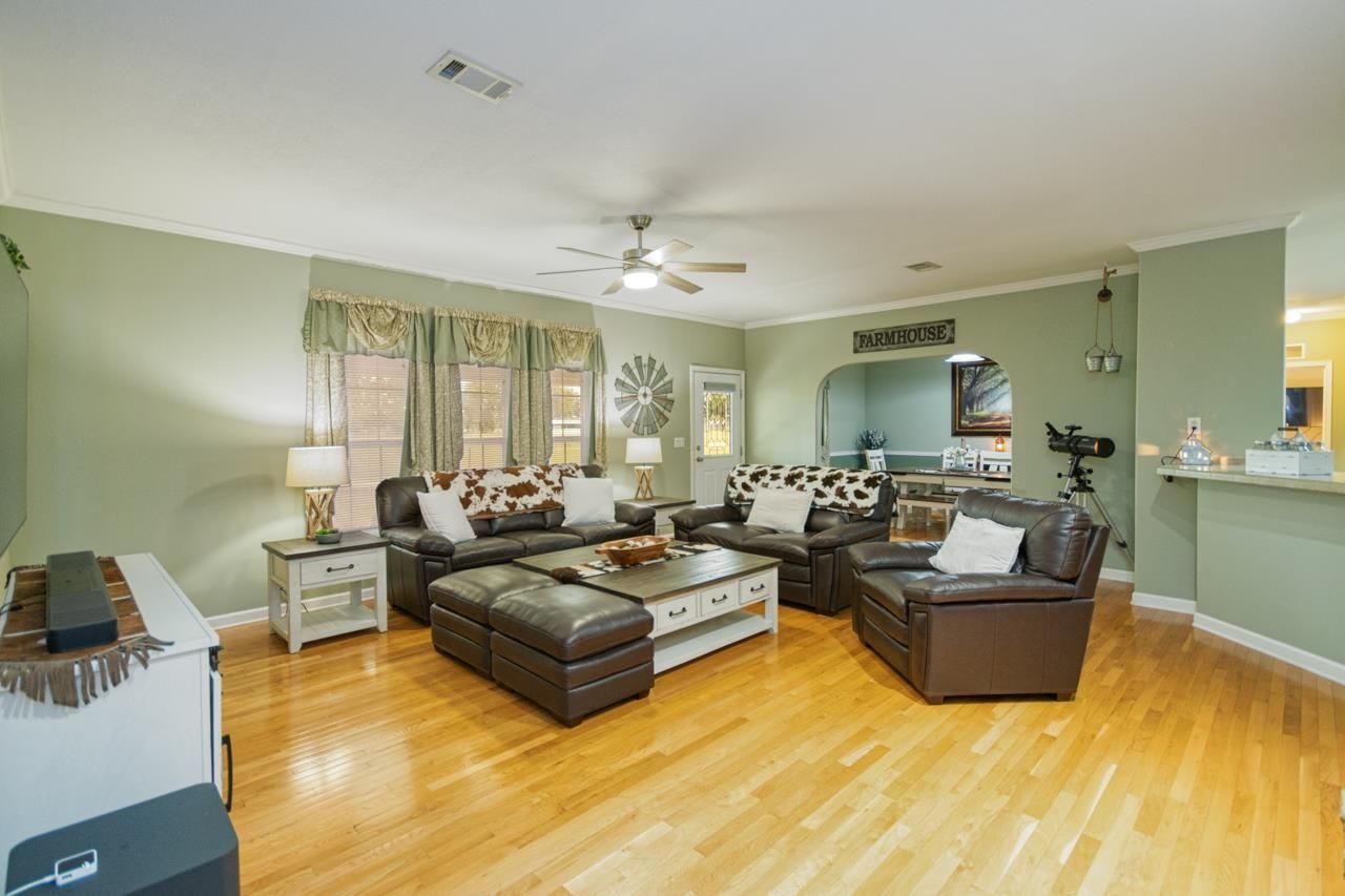 332 NE Forsythia Way, Pinetta, FL 32350 Photo