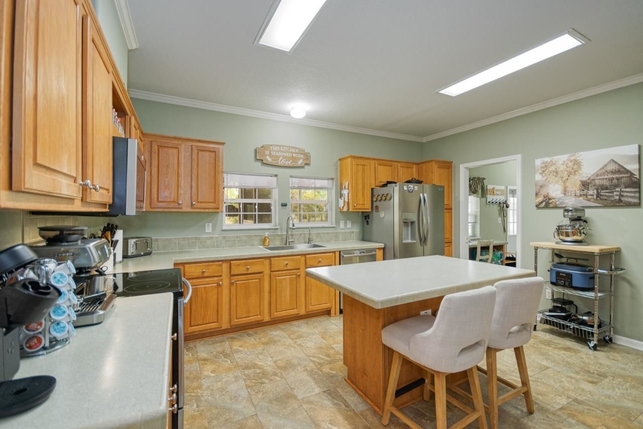 332 NE Forsythia Way, Pinetta, FL 32350 Photo