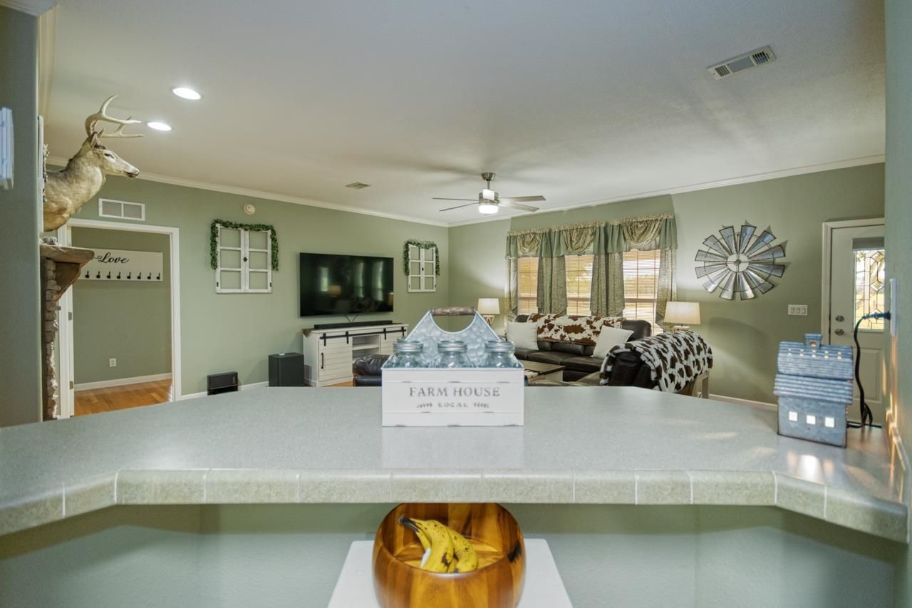 332 NE Forsythia Way, Pinetta, FL 32350 Photo