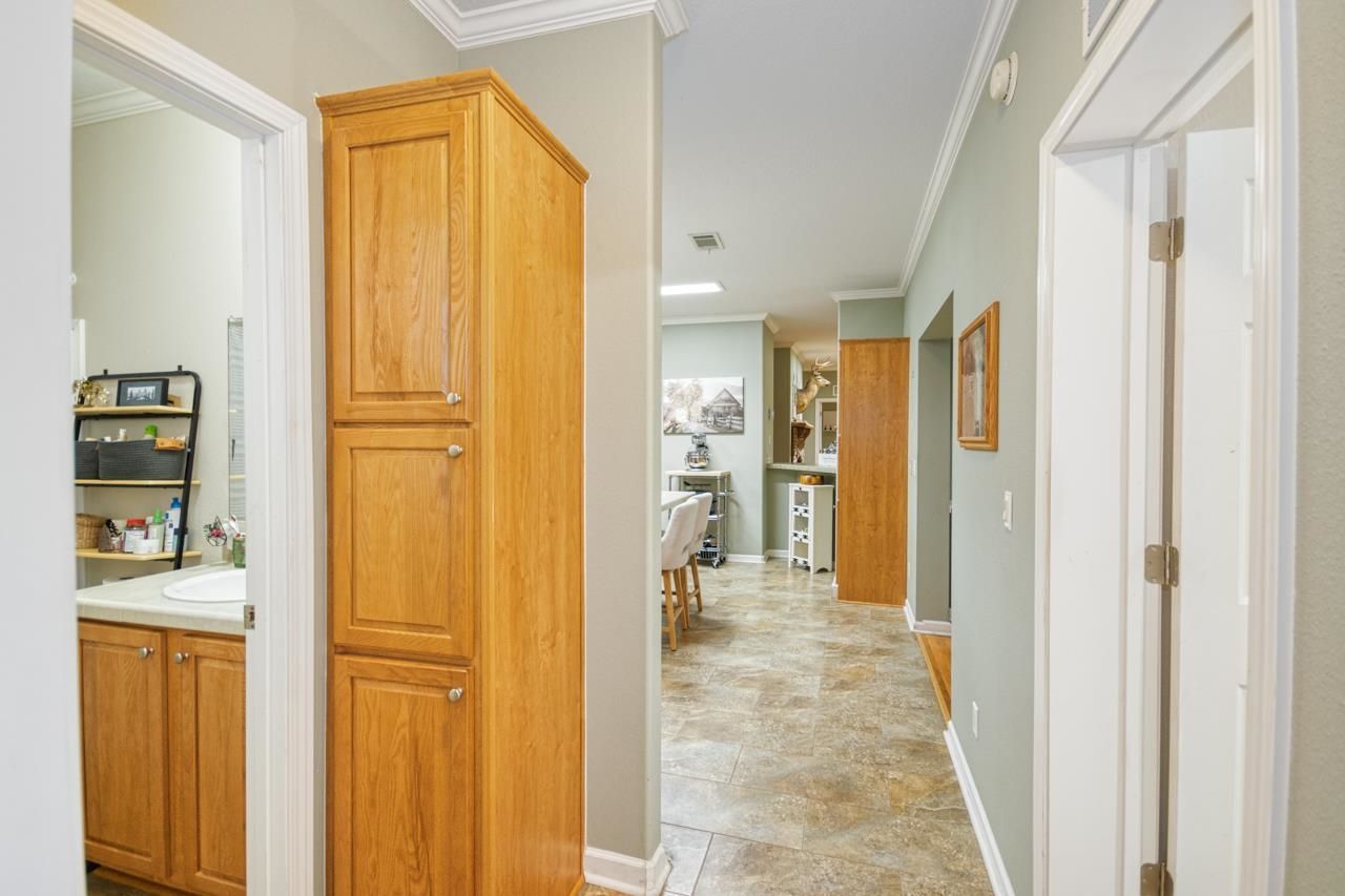 332 NE Forsythia Way, Pinetta, FL 32350 Photo