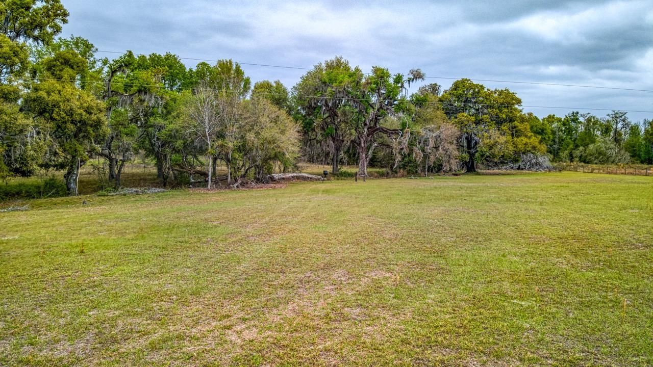 332 NE Forsythia Way, Pinetta, FL 32350 Photo