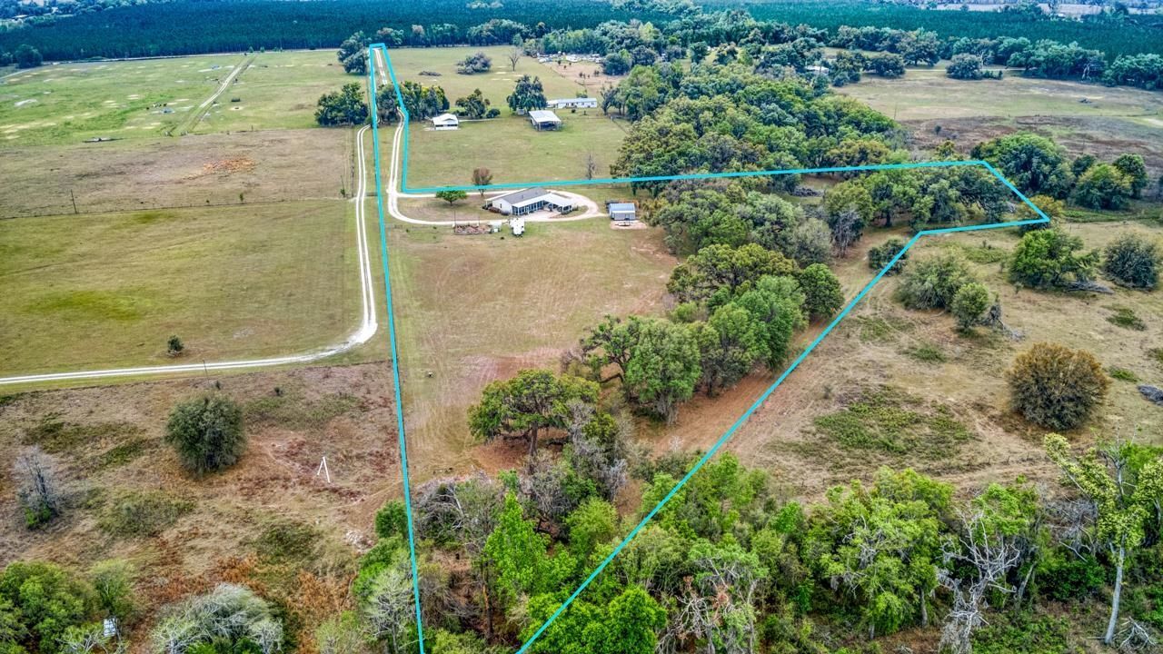 332 NE Forsythia Way, Pinetta, FL 32350 Photo