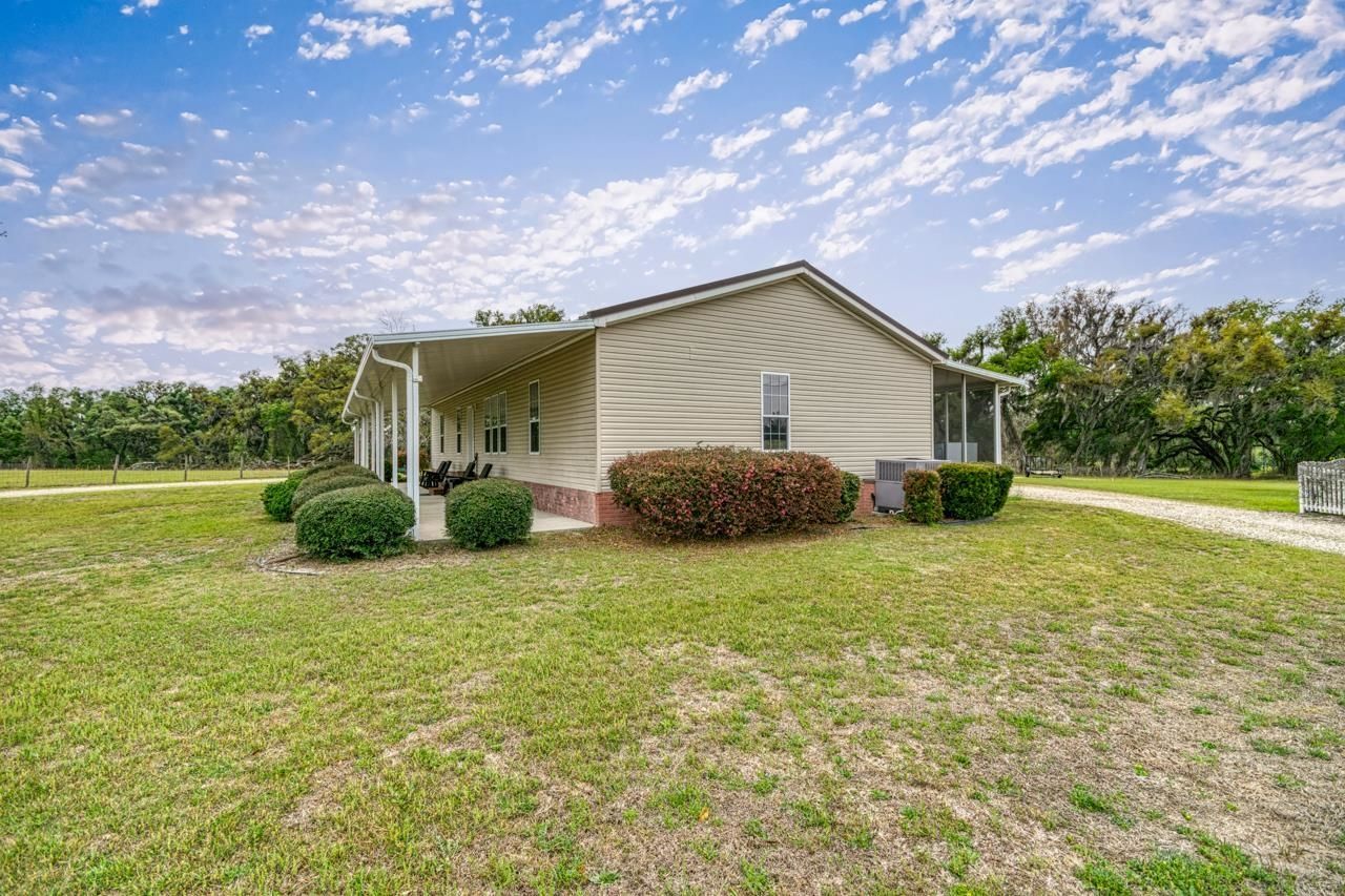 332 NE Forsythia Way, Pinetta, FL 32350 Photo