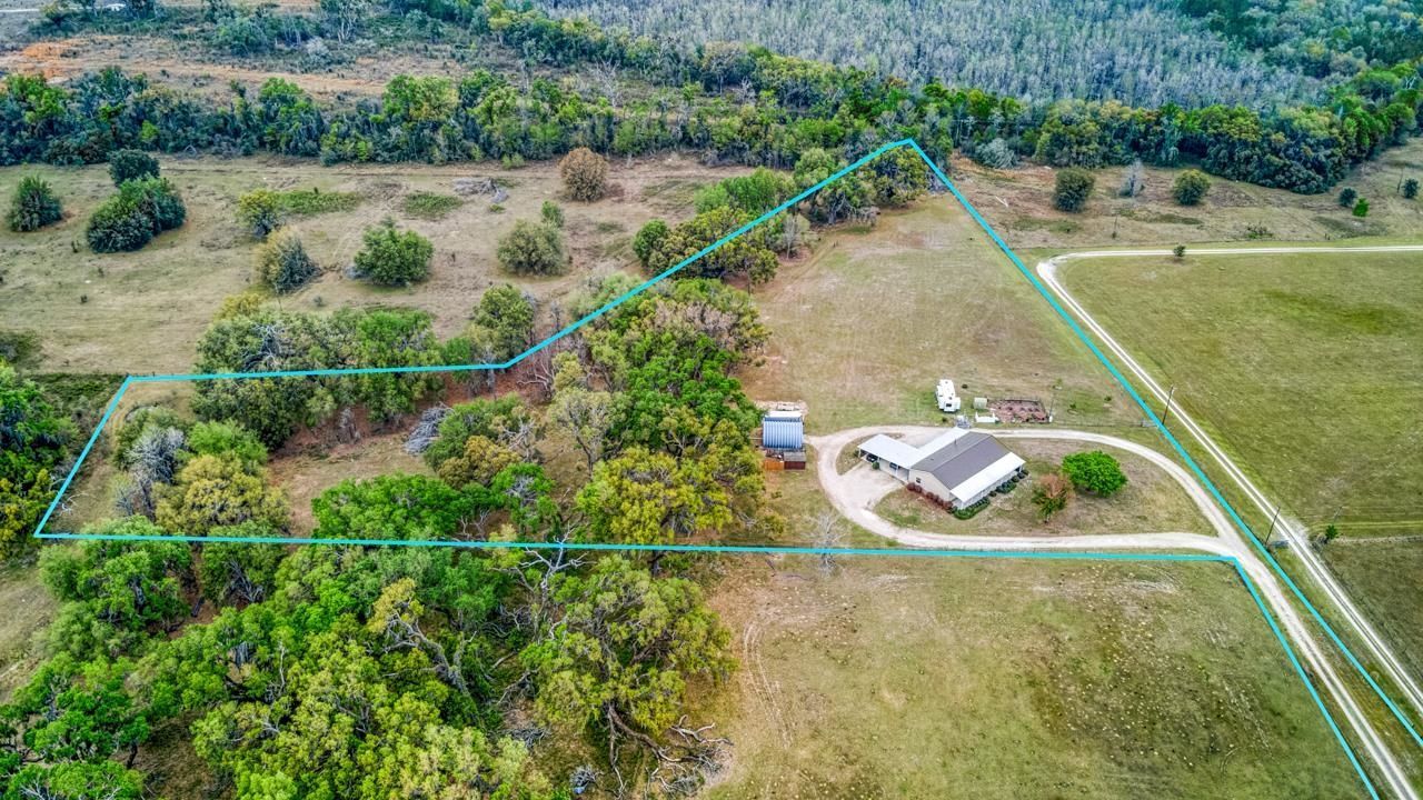 332 NE Forsythia Way, Pinetta, FL 32350 Photo