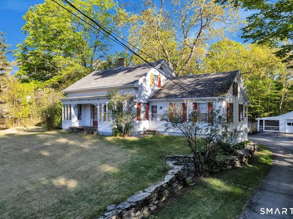 215 Walnut, Putnam, CT 06260
