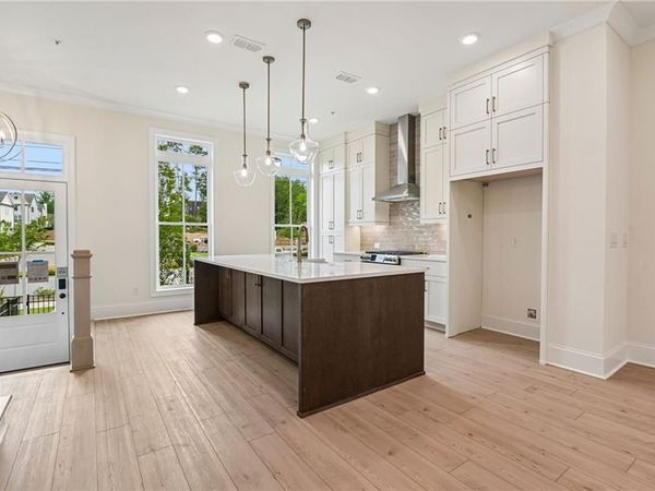 220 Midnight Oak Run, Unit 2, Alpharetta, GA 30009